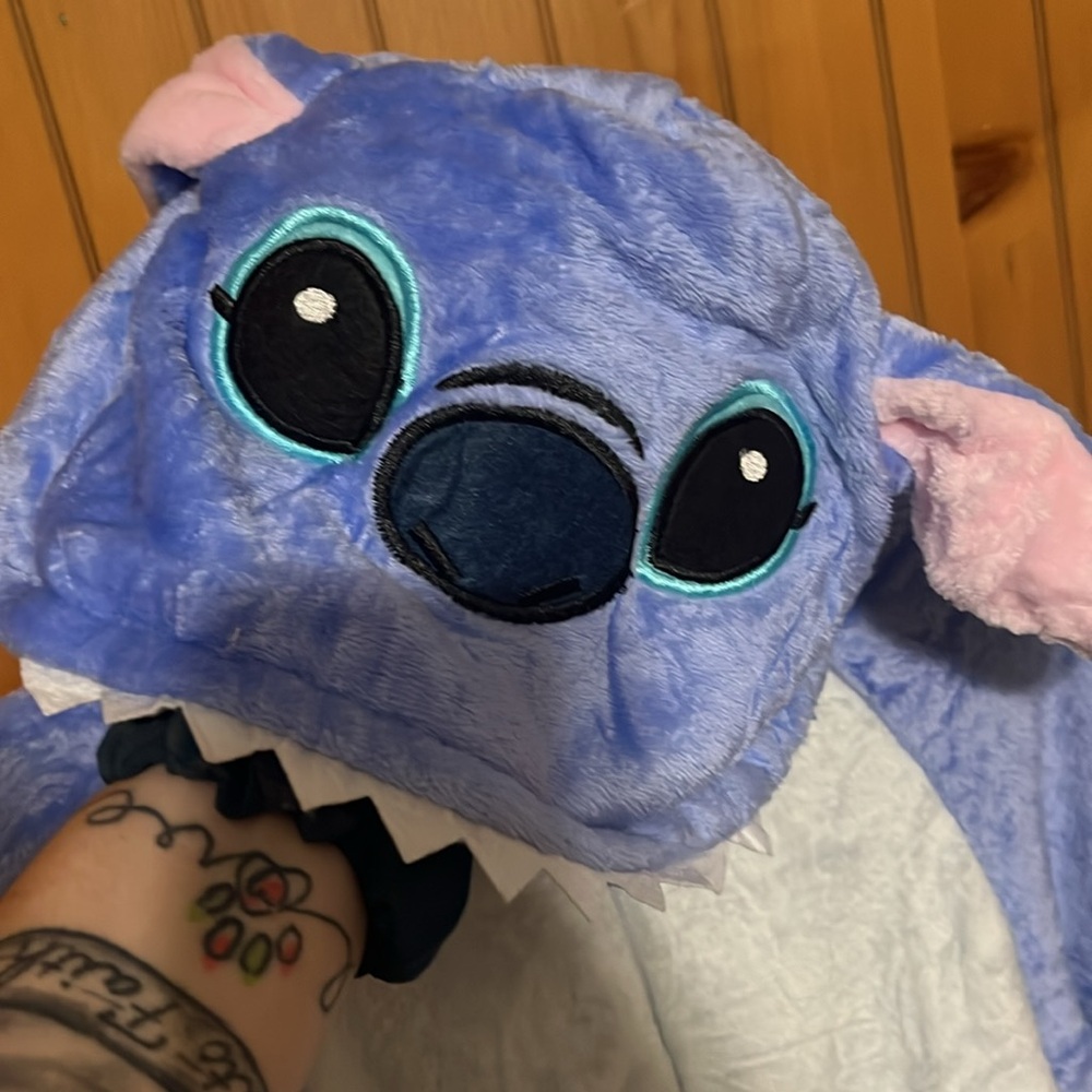 Stitch Onesie - Picture 7 of 8